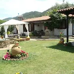 Jenny's Garden شقة