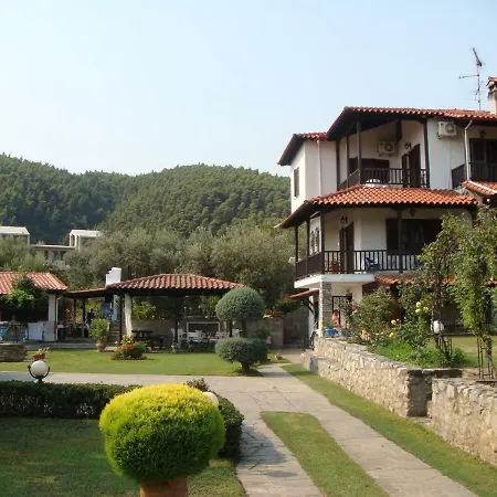 Jenny's Garden * Βουρβουρού