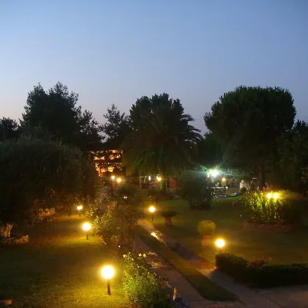 Jenny's Garden Διαμέρισμα