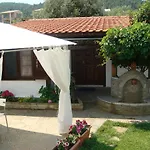 Jenny's Garden Vourvourou